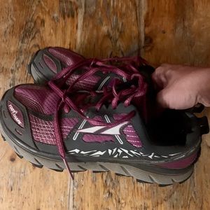 Altra Lone Peak